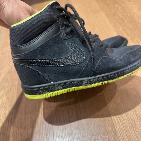 Nike Wedge  Sneakers - Picture 1 of 9